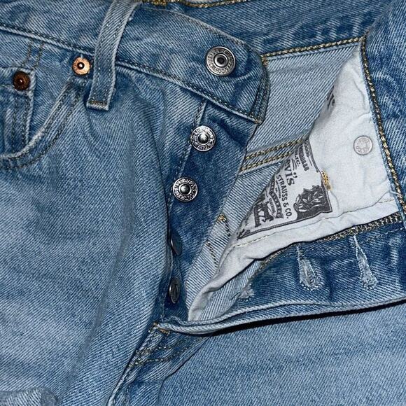 Levi’s Blue High Waist Cut-Off Denim Shorts | Sz 25 - Picture 3 of 6